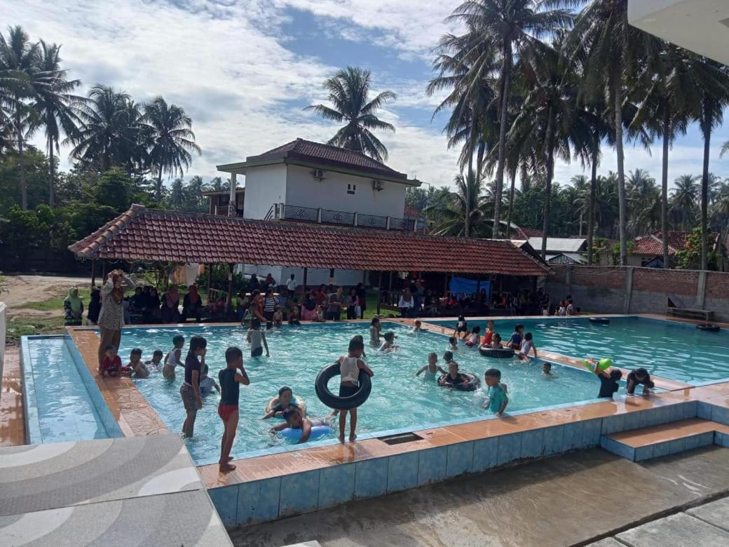 Sapu Nyapah Losmen Syariah Tanjung Setia Biha Экстерьер фото